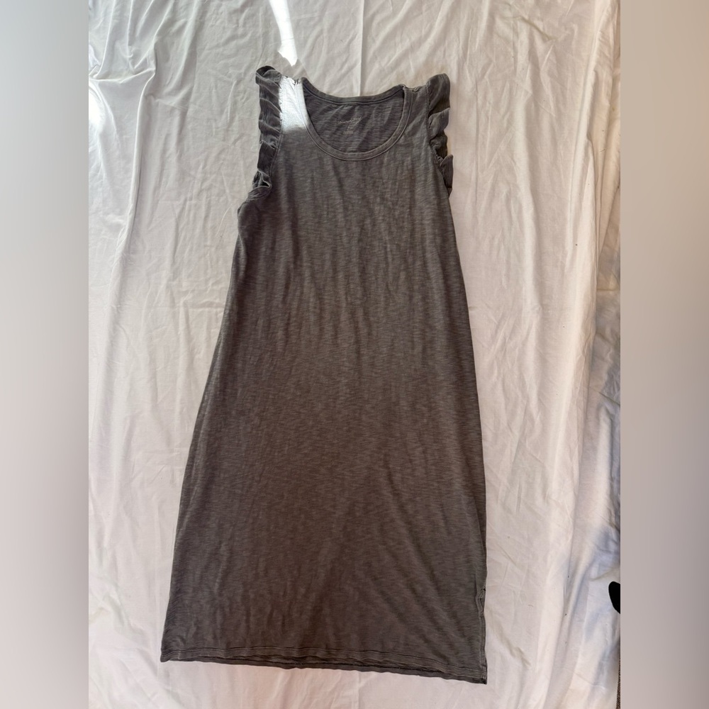 Gray Sleeveless Ruffle Dress